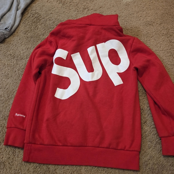 Supreme Hoodie - Picture 8 of 10